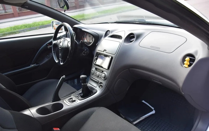 Toyota Celica cena 11900 przebieg: 230000, rok produkcji 2000 z Pionki małe 137